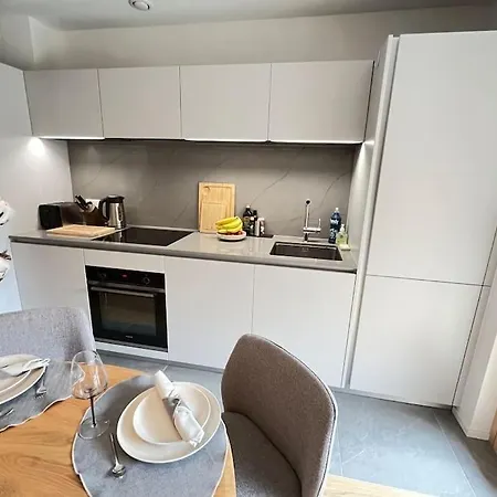 Le Petit Crocus Ski-in, Ski-out Apartment Grimentz